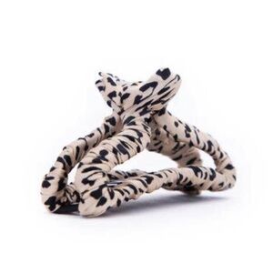 KITSCH SILK WRAPPED HAIR CLIP NWT